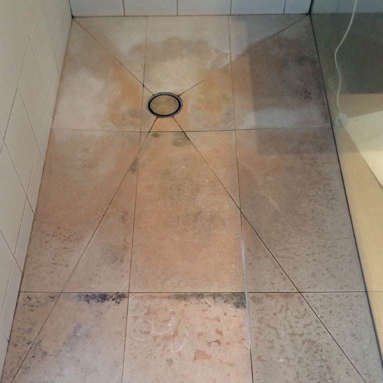 clean-rehone-bathroom-floor-before